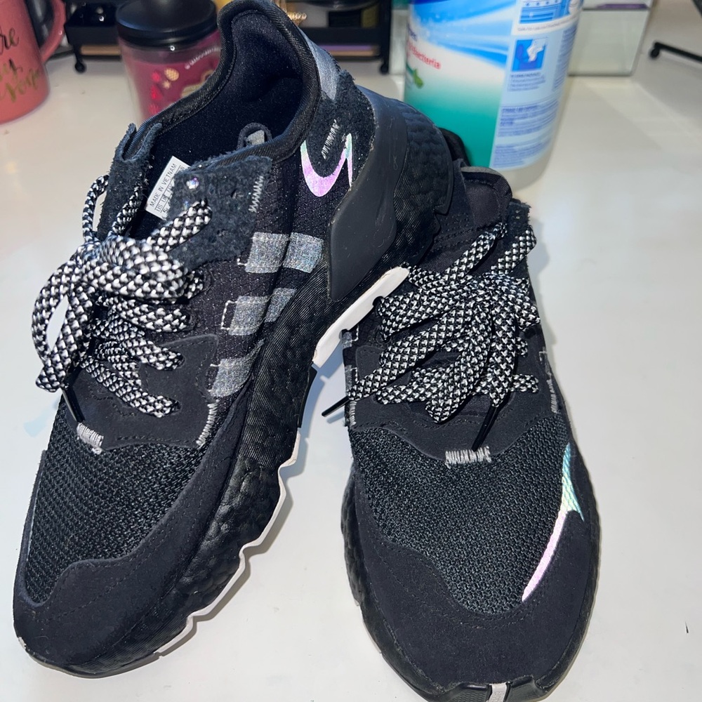 Adidas nite jogger core black could white size 5 kids =6.5 or 7 women